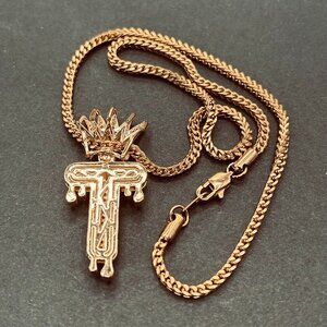 Hermosa Letter T Necklace